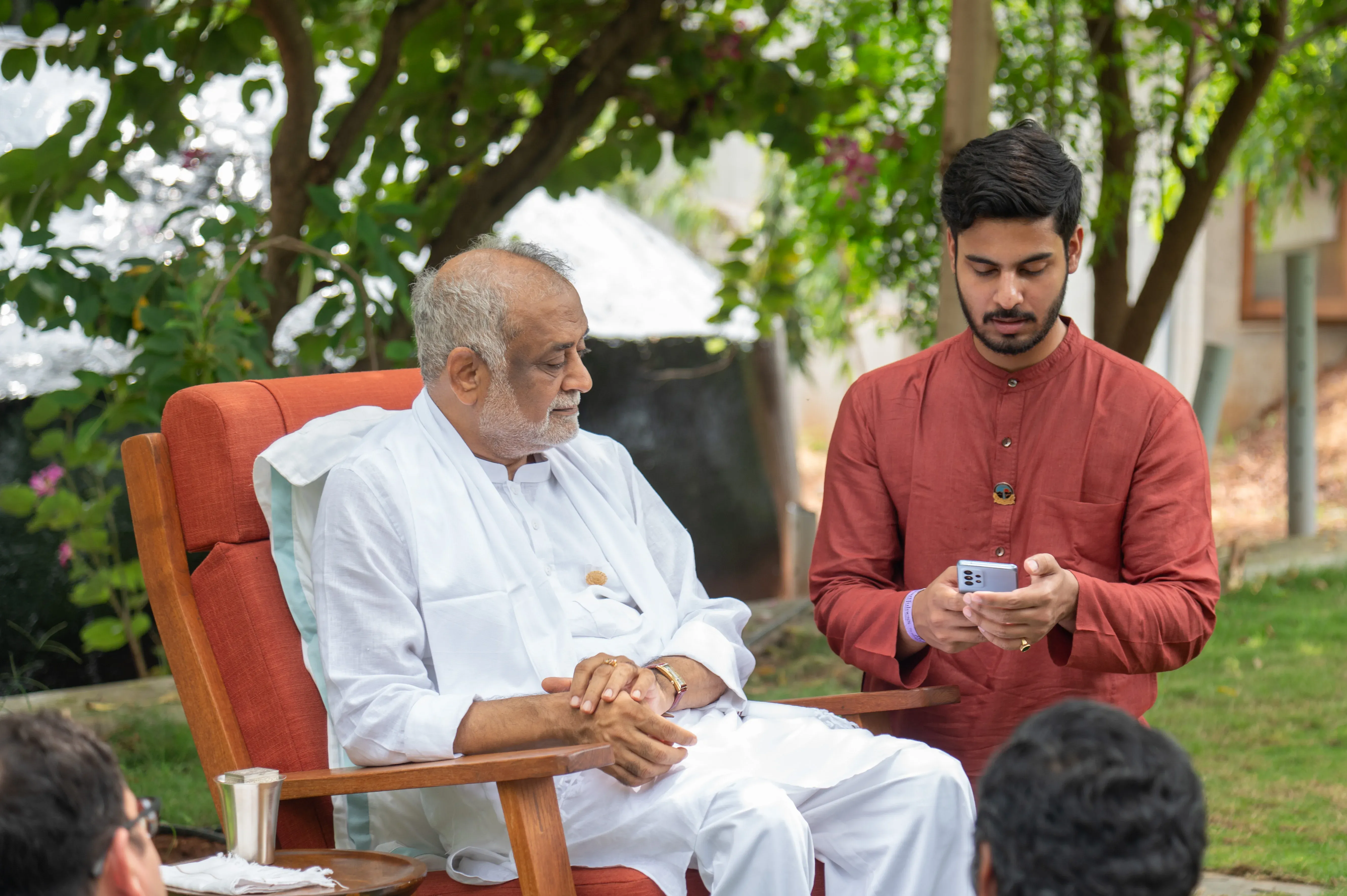 Daaji-with-doctors