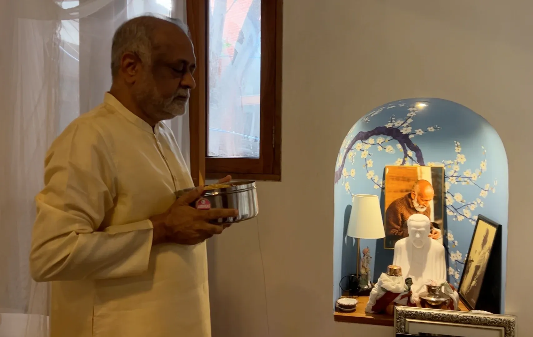 Daaji-in-house-2