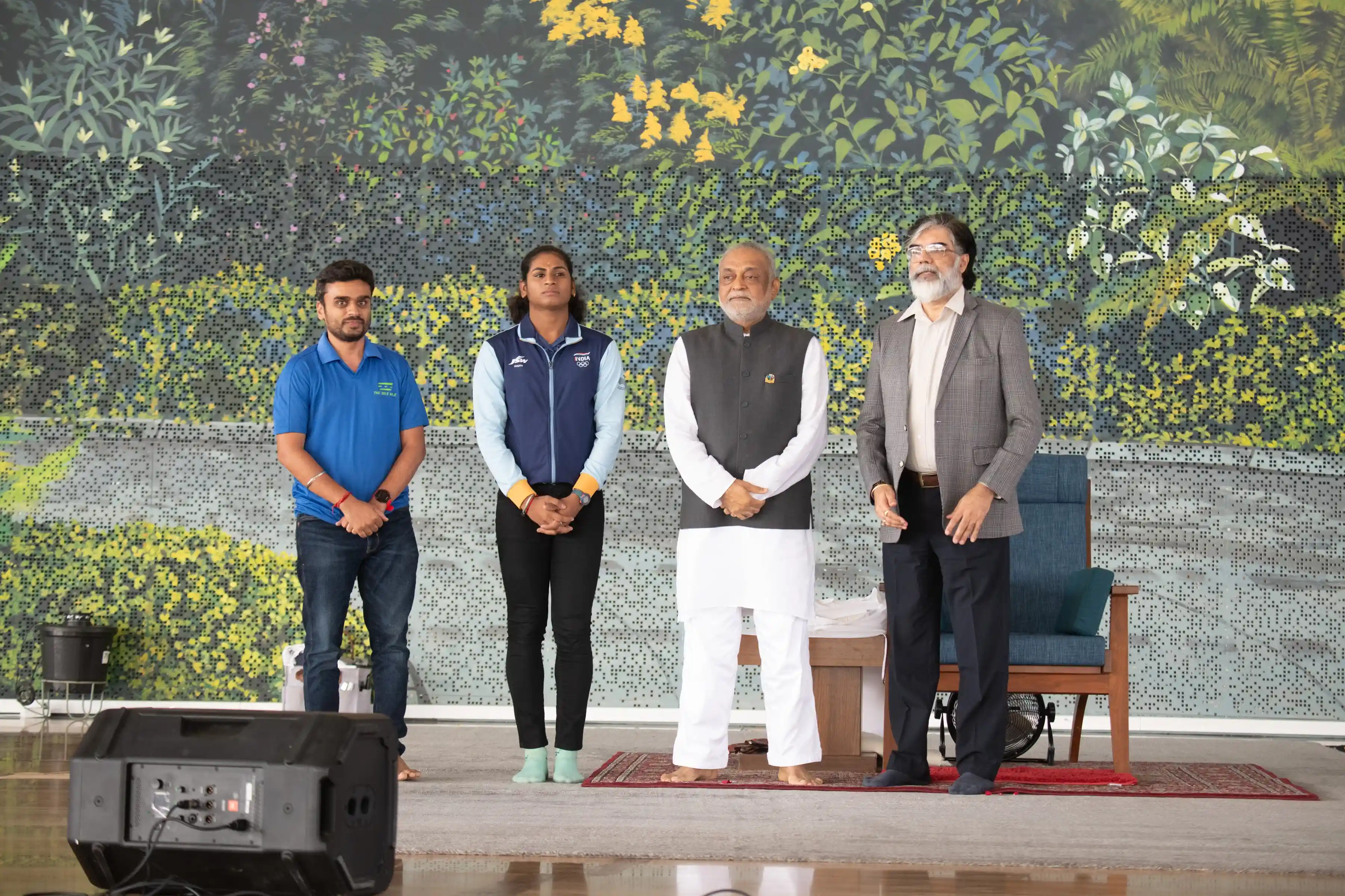 Daaji-with-guests