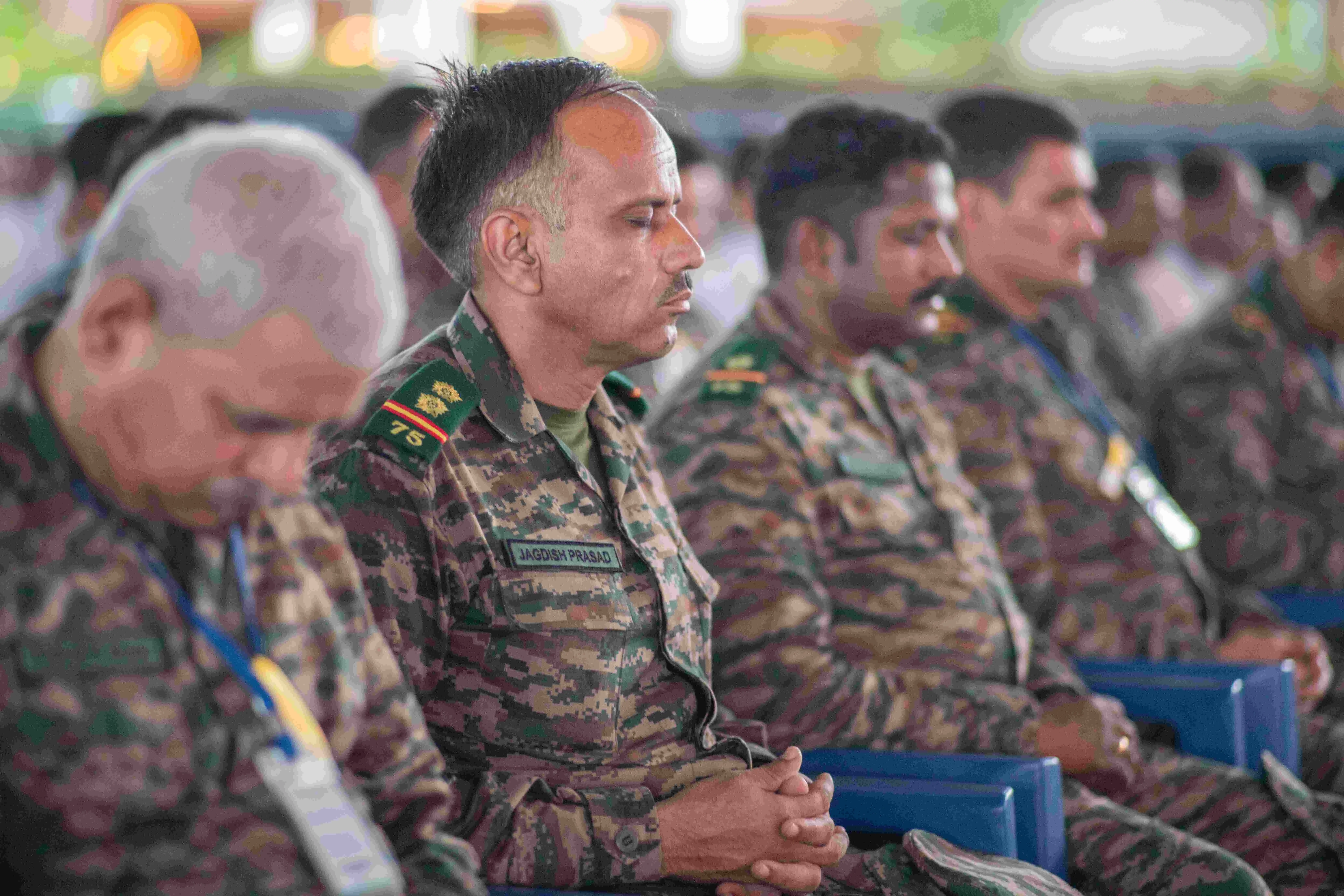 Daaji-with-jawans-4