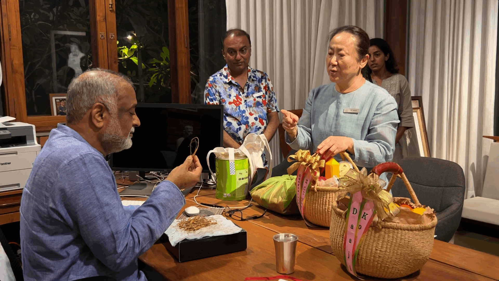 Daaji with guests